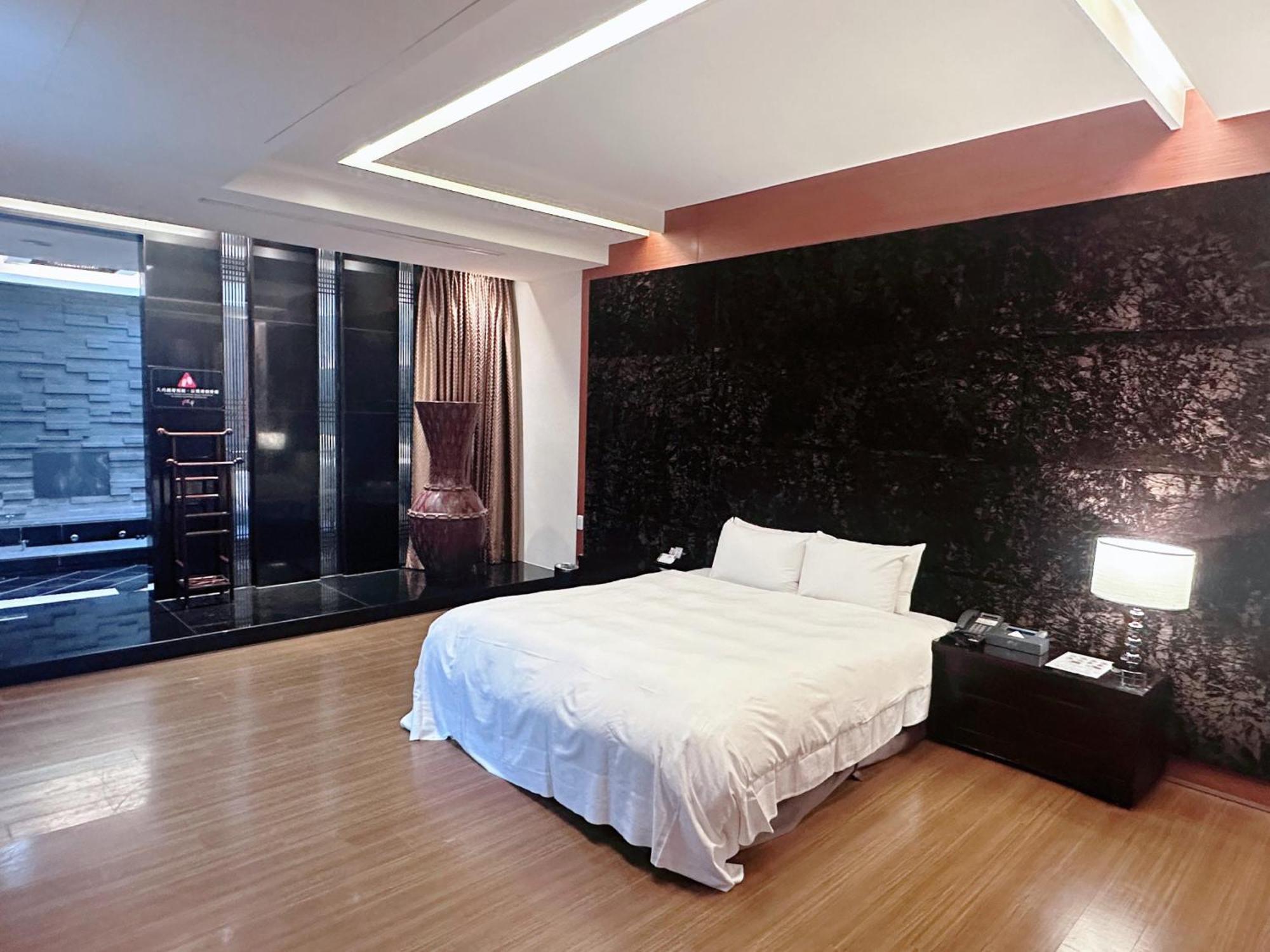 Orient Luxury Villa Motel Huwei Ngoại thất bức ảnh